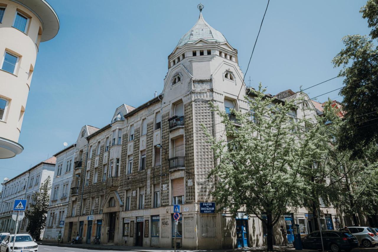 Dózsa Apartman Szeged Exterior foto